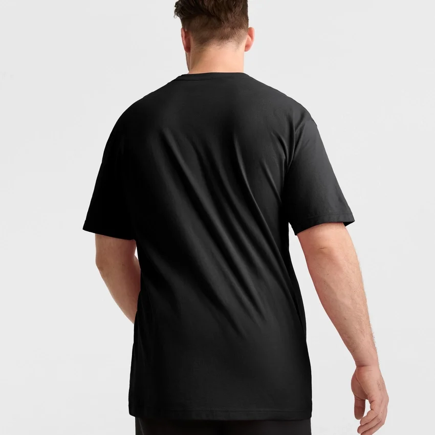 Klassisches T-Shirt mit Grafik, farblich abgestimmtes Script Logo – Big & Tall