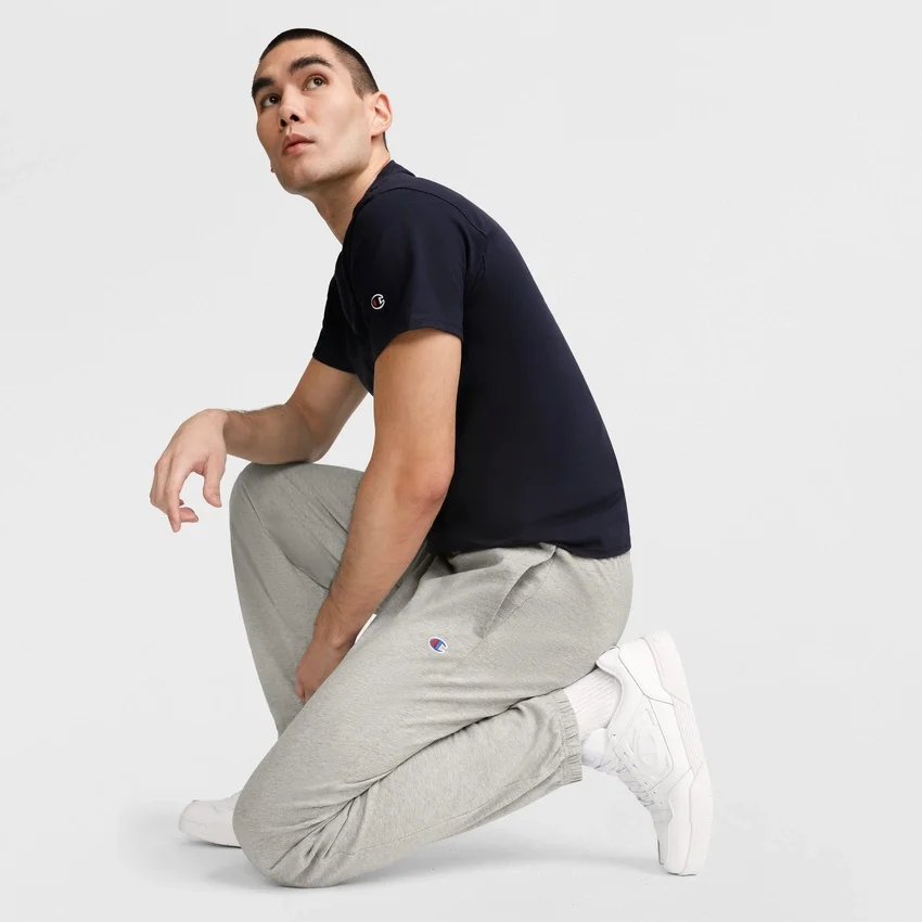 Leichte Lounge-Hose, geraffter Saum, C Logo